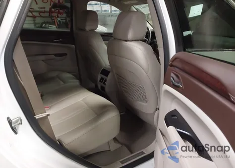 2016 Cadillac Srx Luxury Collection z USA, uszkodzony, nr VIN 3GYFNEE36GS527372